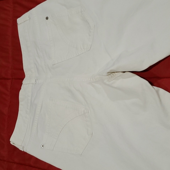 Eddie bauer white jeans,size 12 - Picture 9 of 10